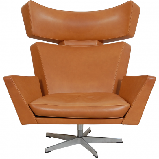 For Sale Arne Jacobsen Ox Lounge chair in cognac leather